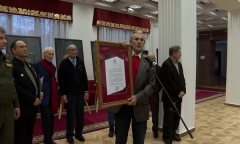 Художественная выставка «Отечеству служим» открылась в Центральном Доме офицеров